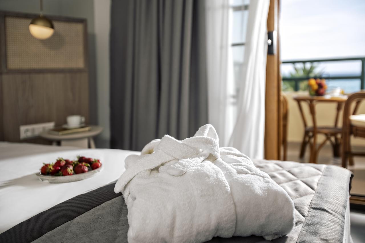 Resort Holidays &