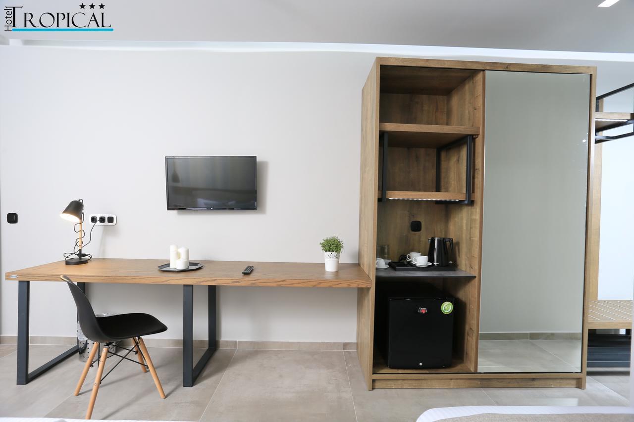 Tropical Aparthotel 4*