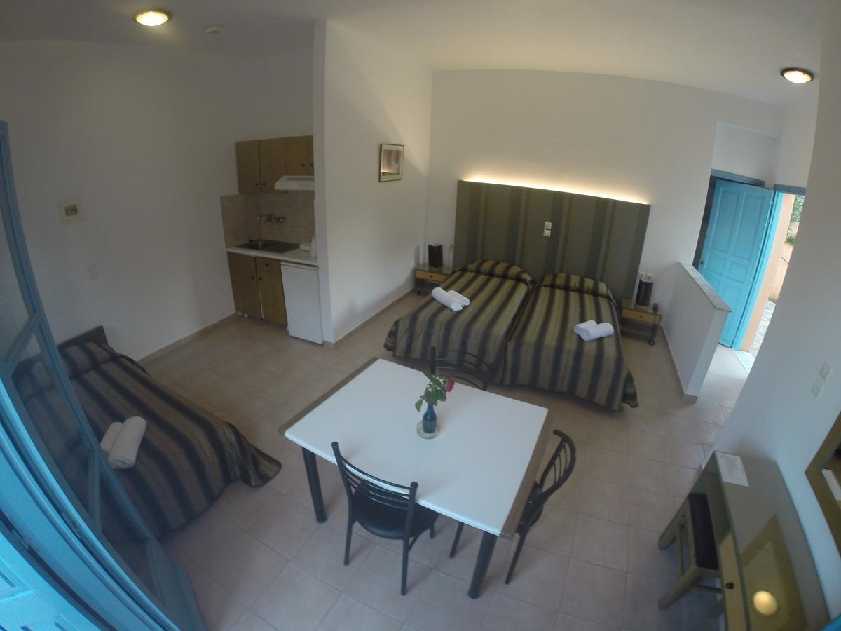 Aparthotel Lassia 3*