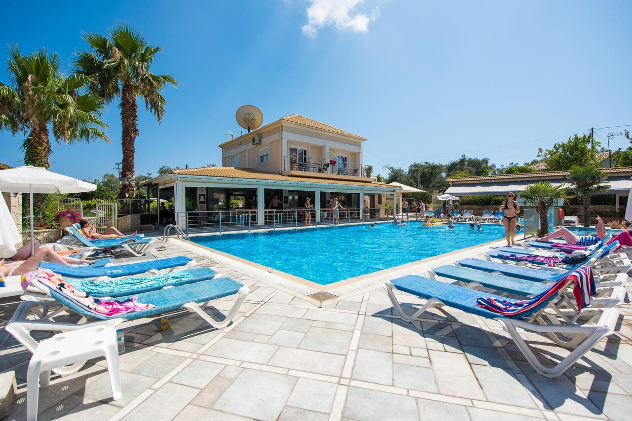 Plaza 3* Kavos