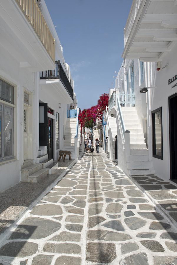 Karboni * Mykonos Town