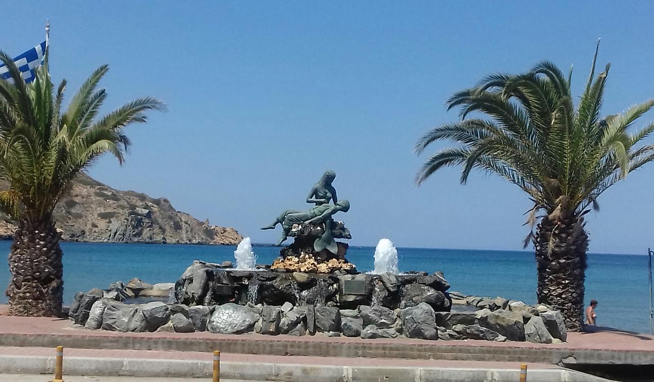 Aphrodite Syros 2*