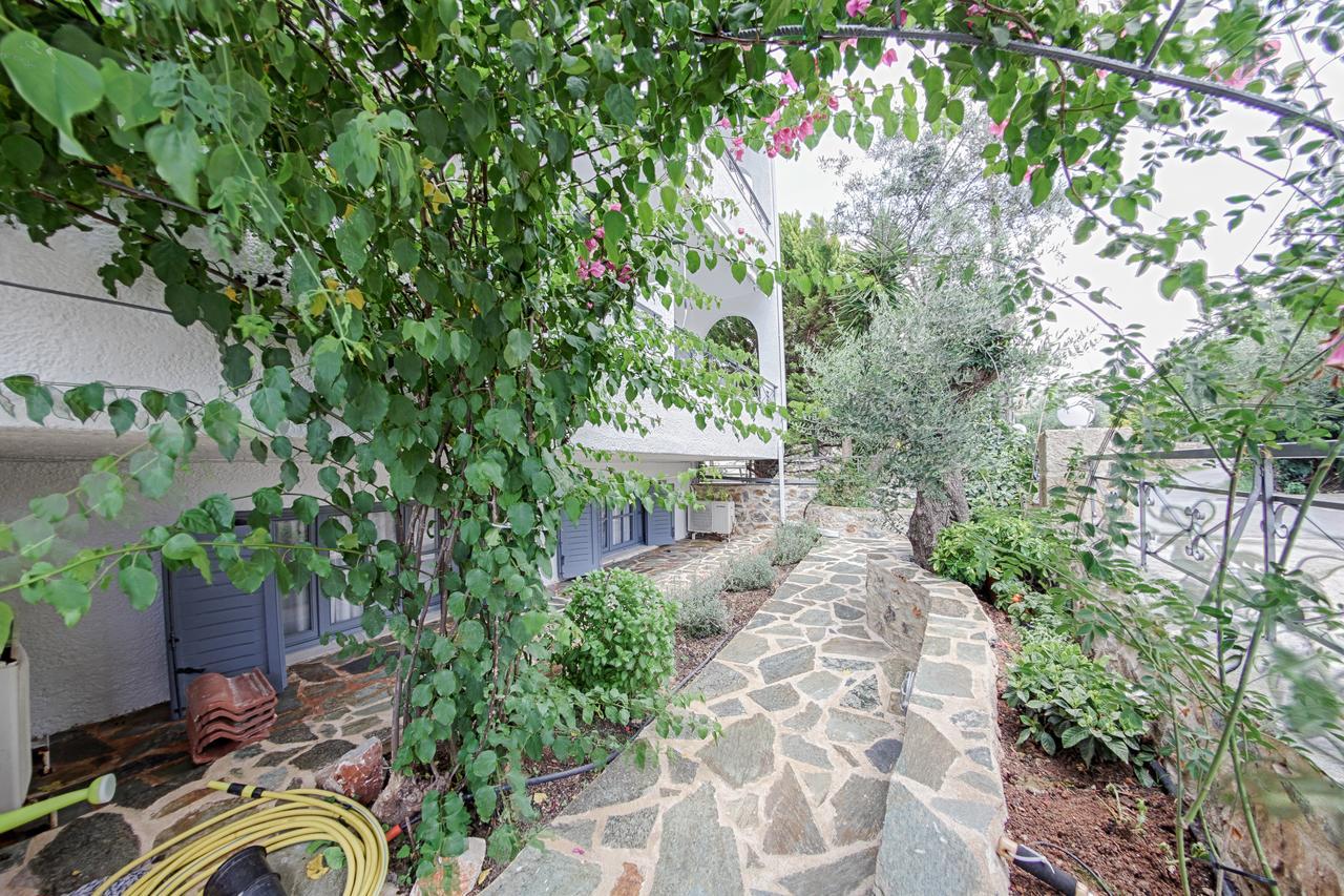 Irida Aparthotel