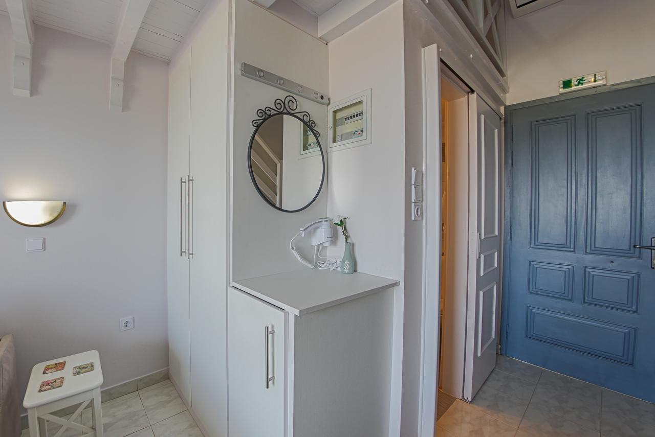 Aparthotel Irida *