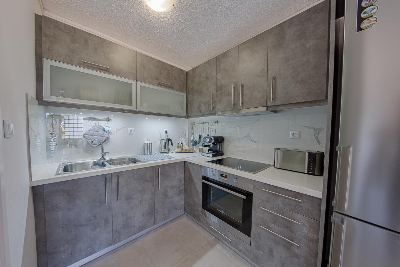 Aparthotel Irida Stoupa