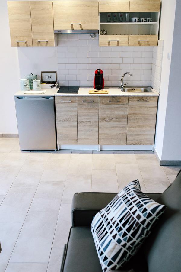 Exit Apartment