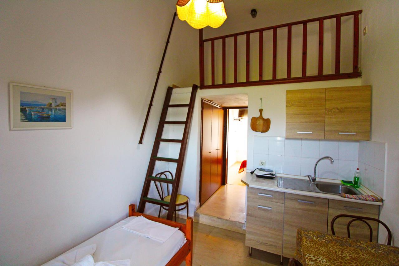 Perix House Apartment Neos Marmaras