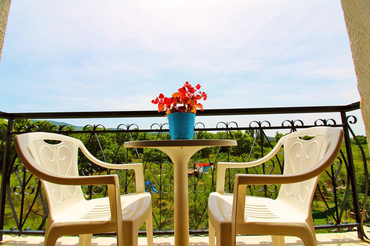 Apartment Perix House *