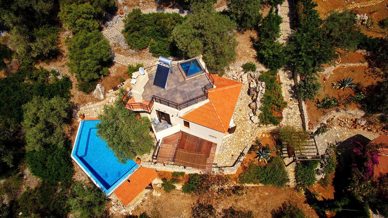Villa Alonissos Poikilma - Luxury In Alonissos In Nature With Private Pools *