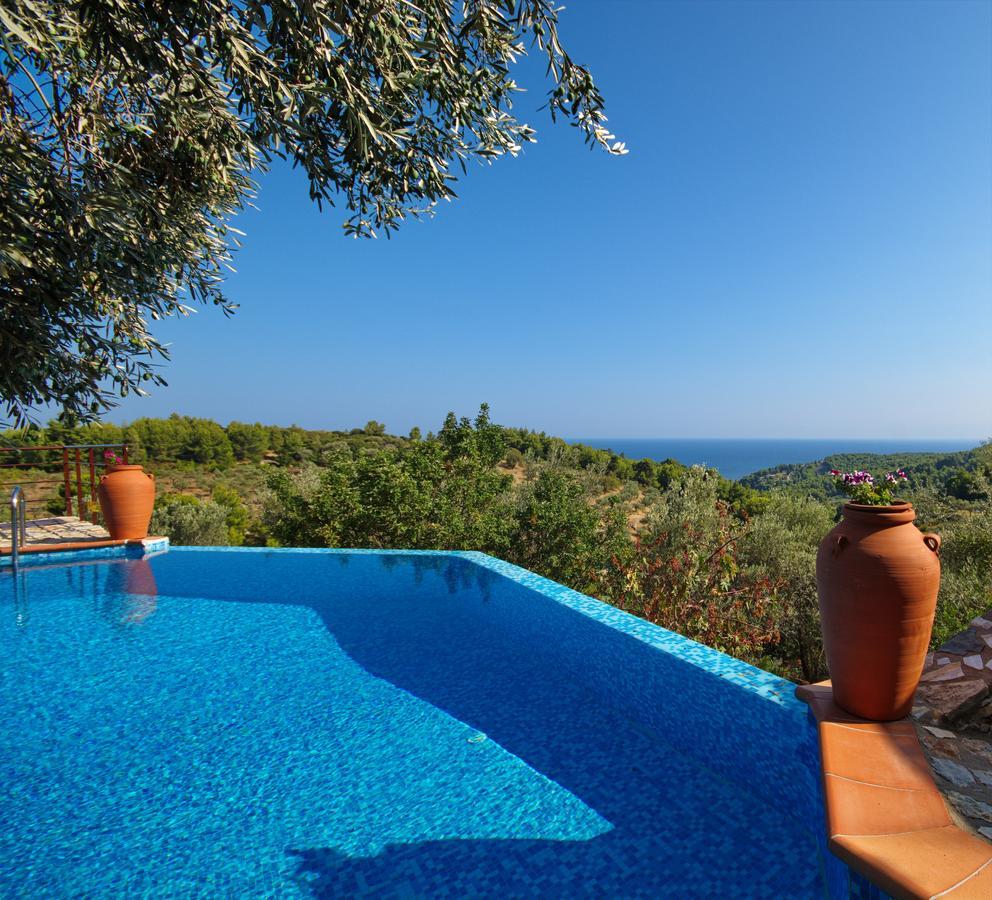 Villa Alonissos Poikilma - Luxury In Alonissos In Nature With Private Pools Alonnisos Town