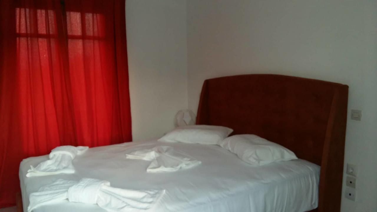 Ragoussis House Apartment *