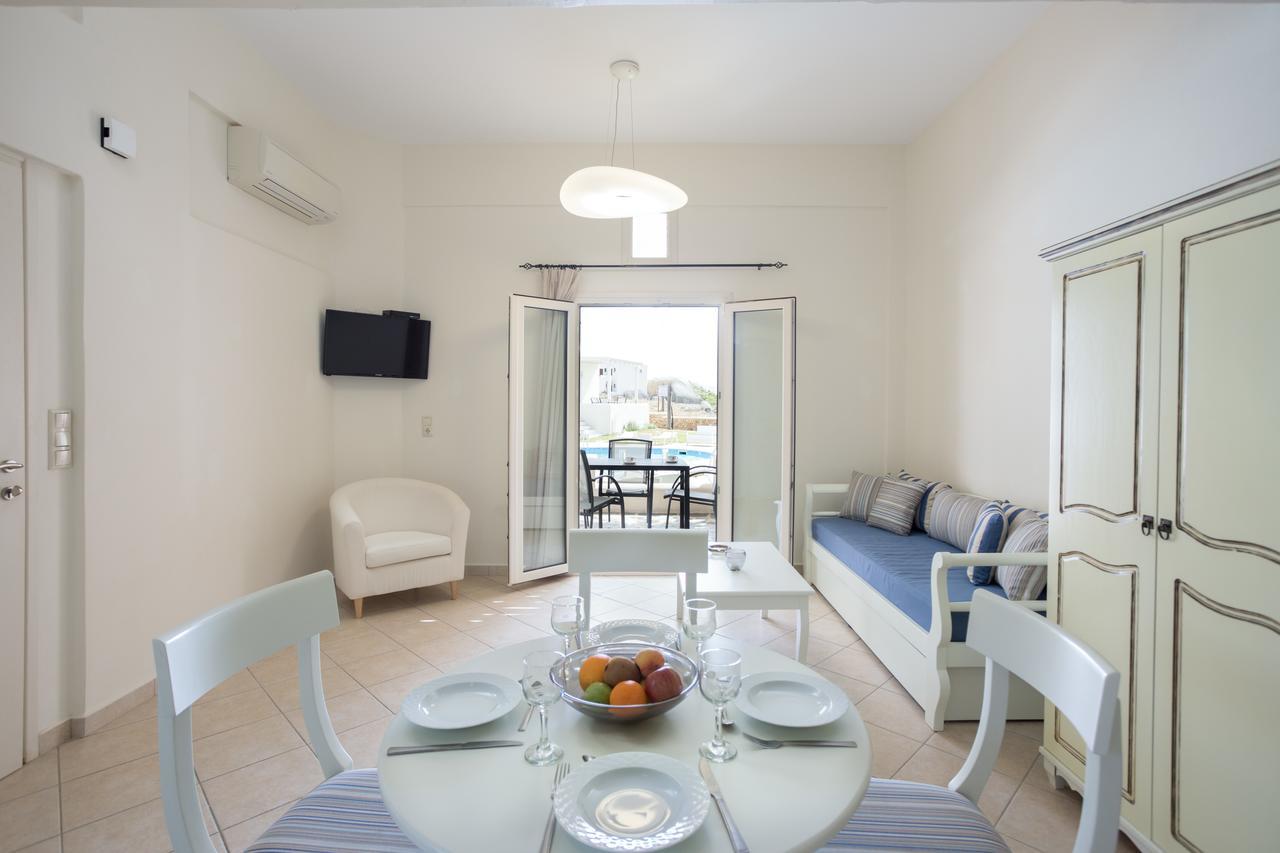 Iliada Villas 3*