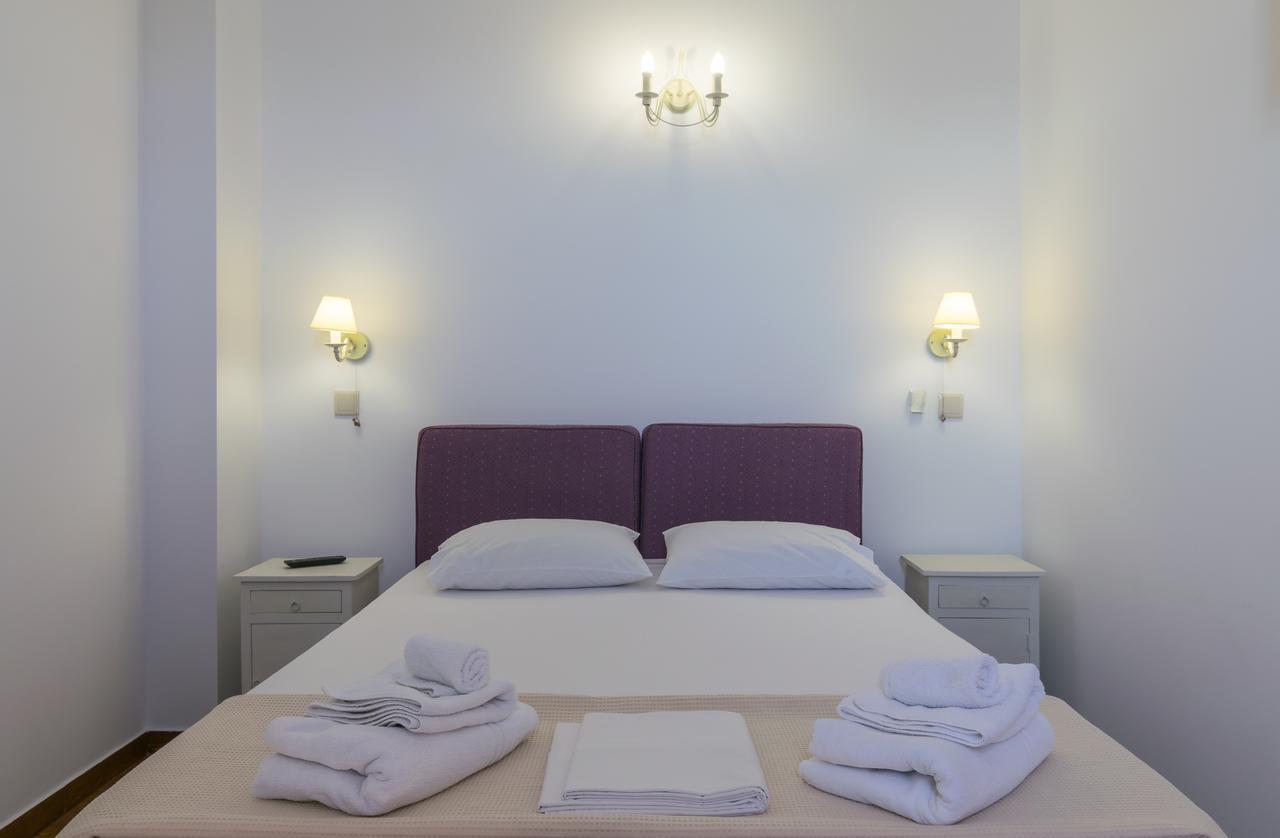 Guest house Malion Adamantas (Milos)