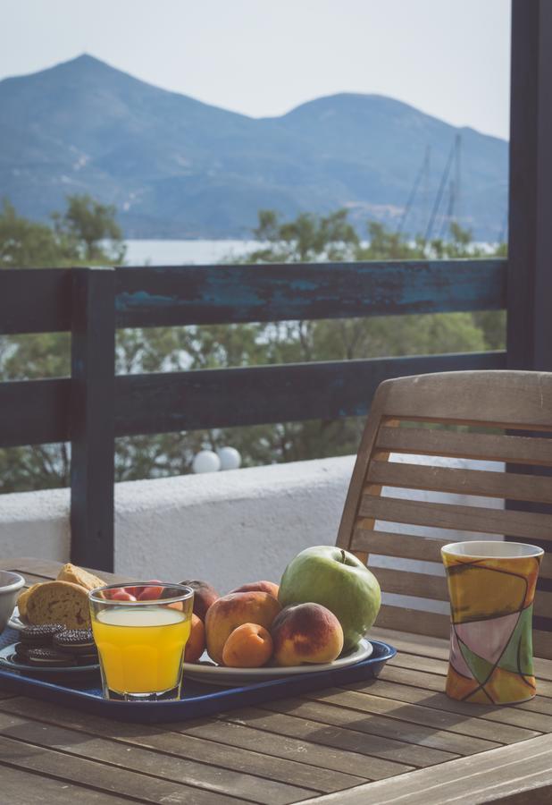 Malion Guest house Adamantas (Milos)