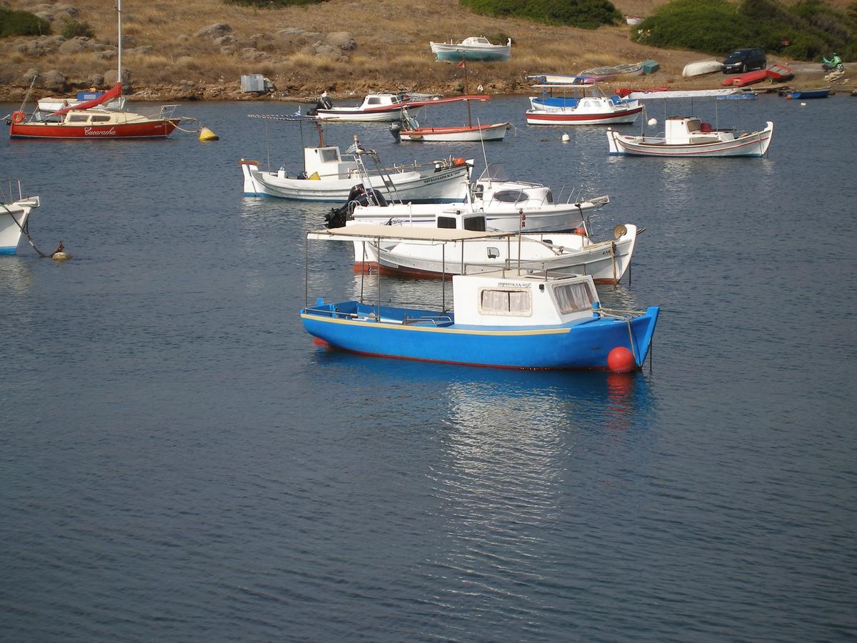 Adamite Villa Sounion