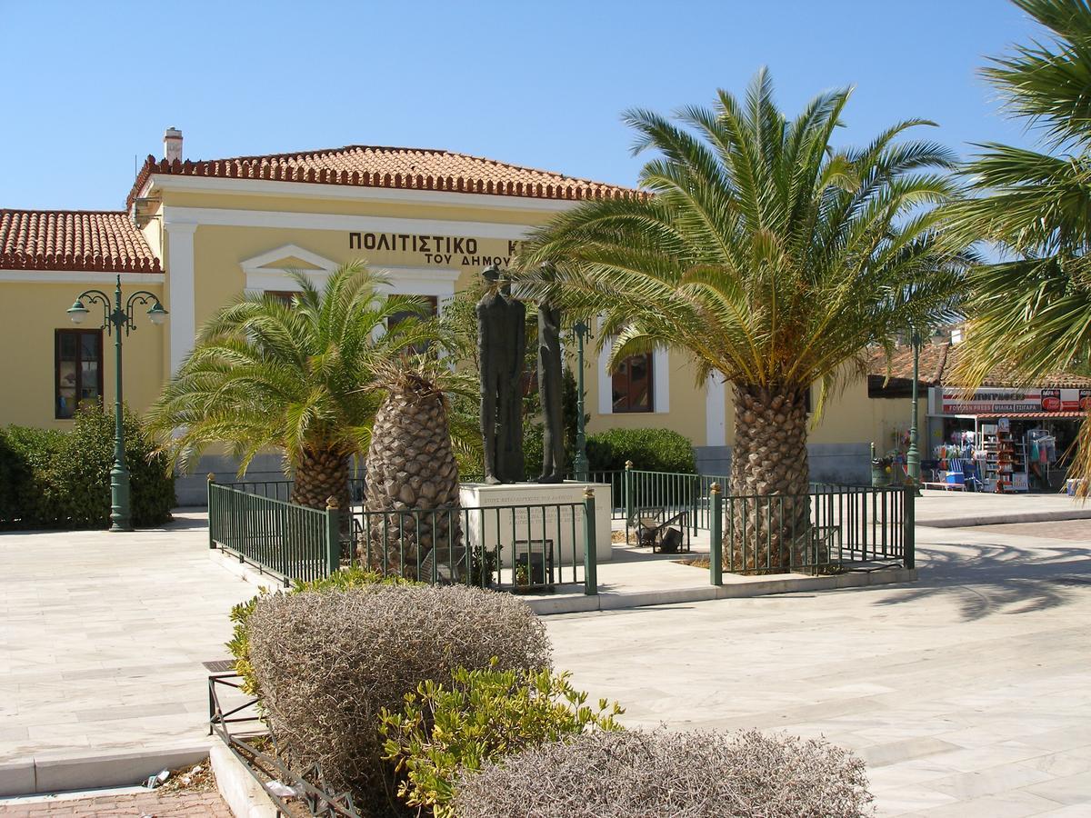 Villa Adamite *
