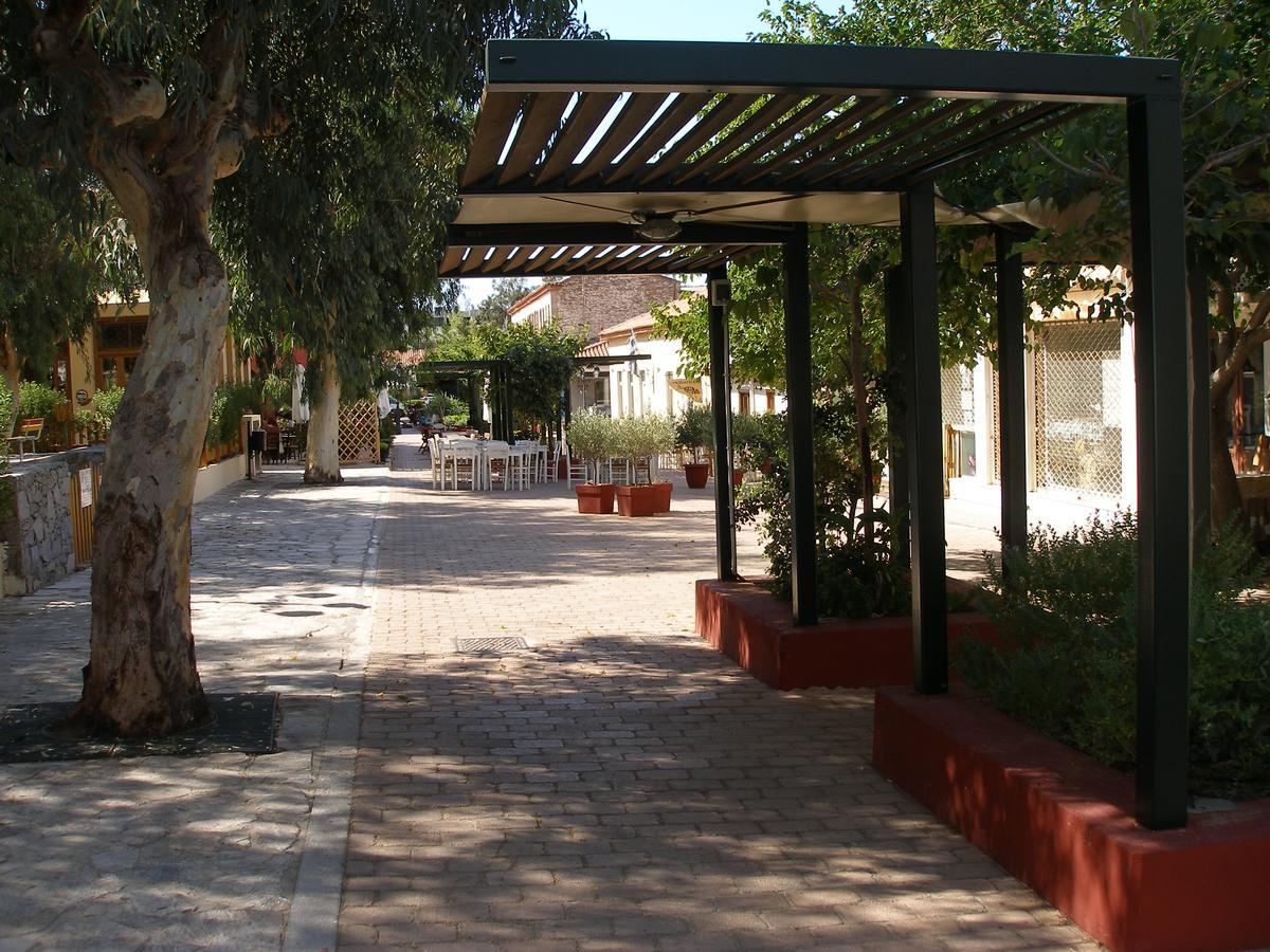 Villa Adamite *