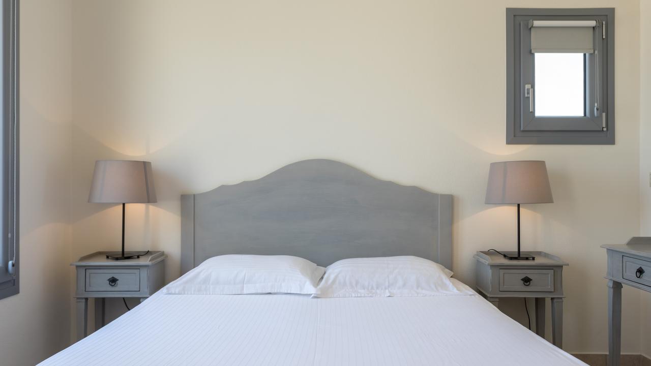 Iliada Villas 3*