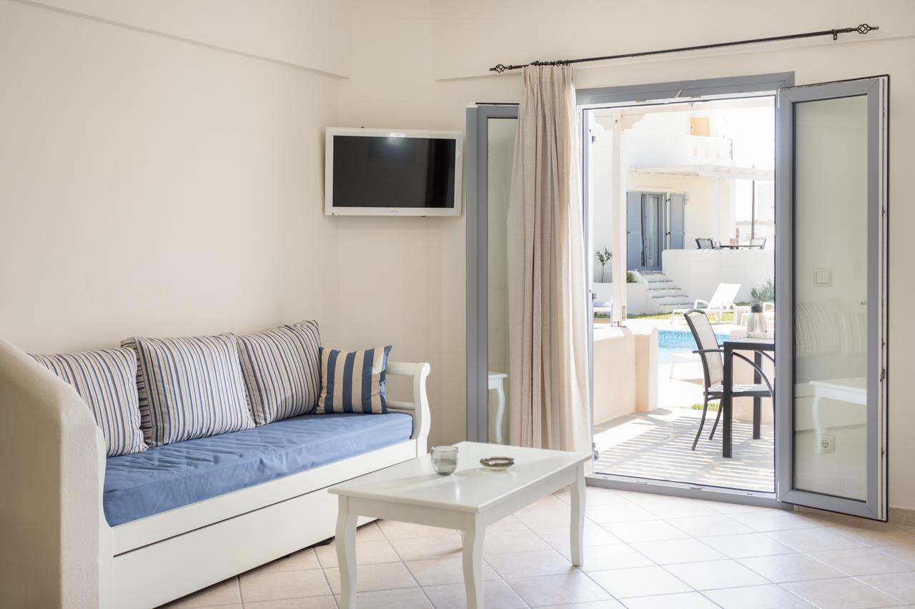 Iliada Villas 3*