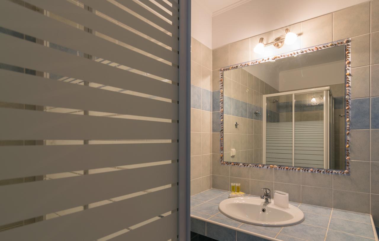 Guest house Malion Adamantas (Milos)