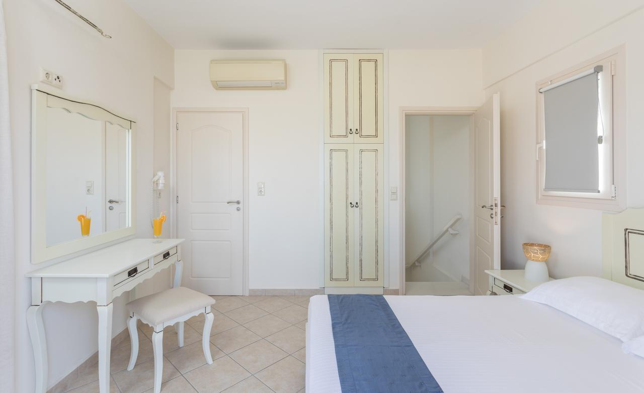 Iliada Villas Aparthotel