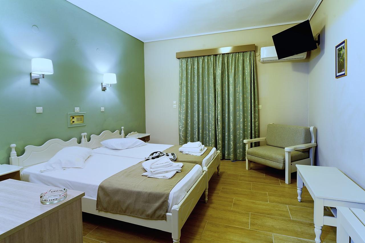Panorama Hotel Petra (Lesbos)