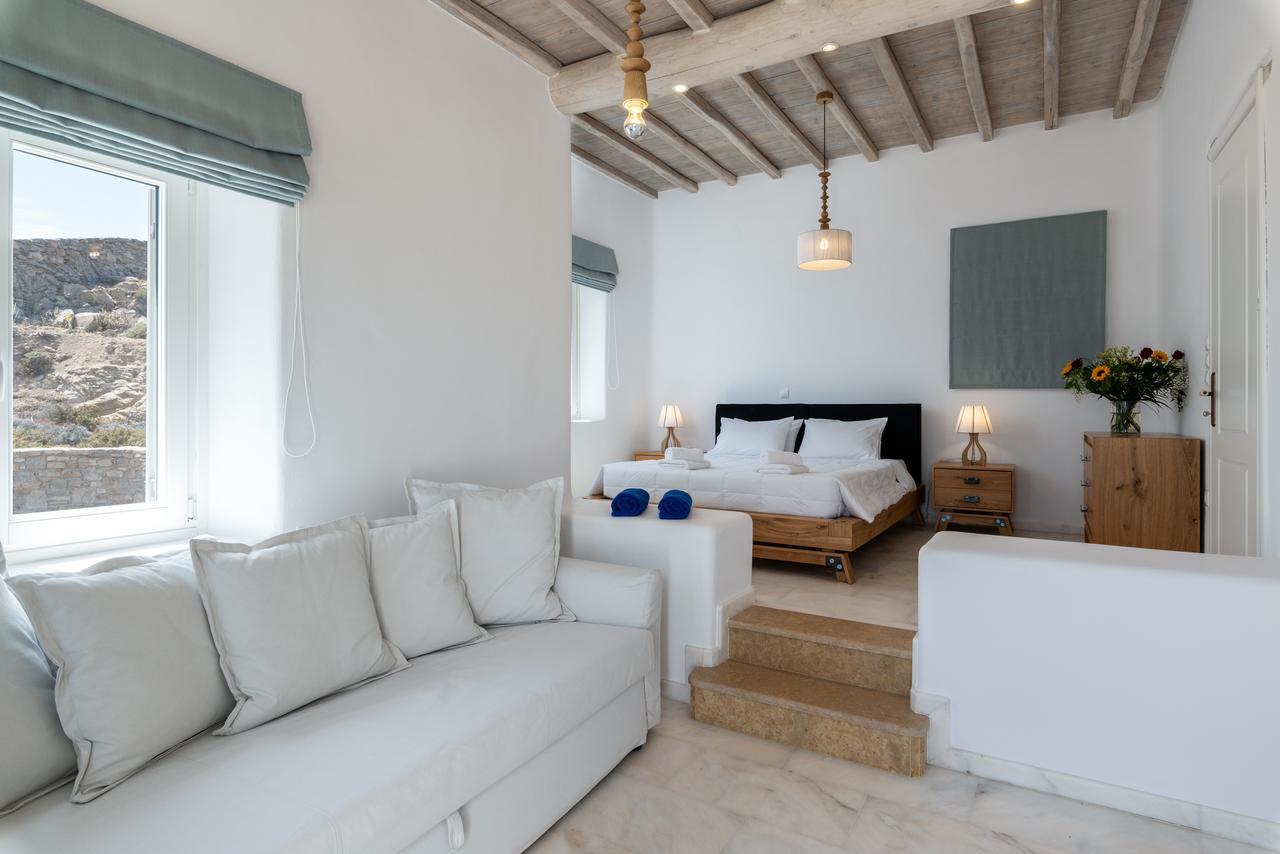 Mykonos Divino