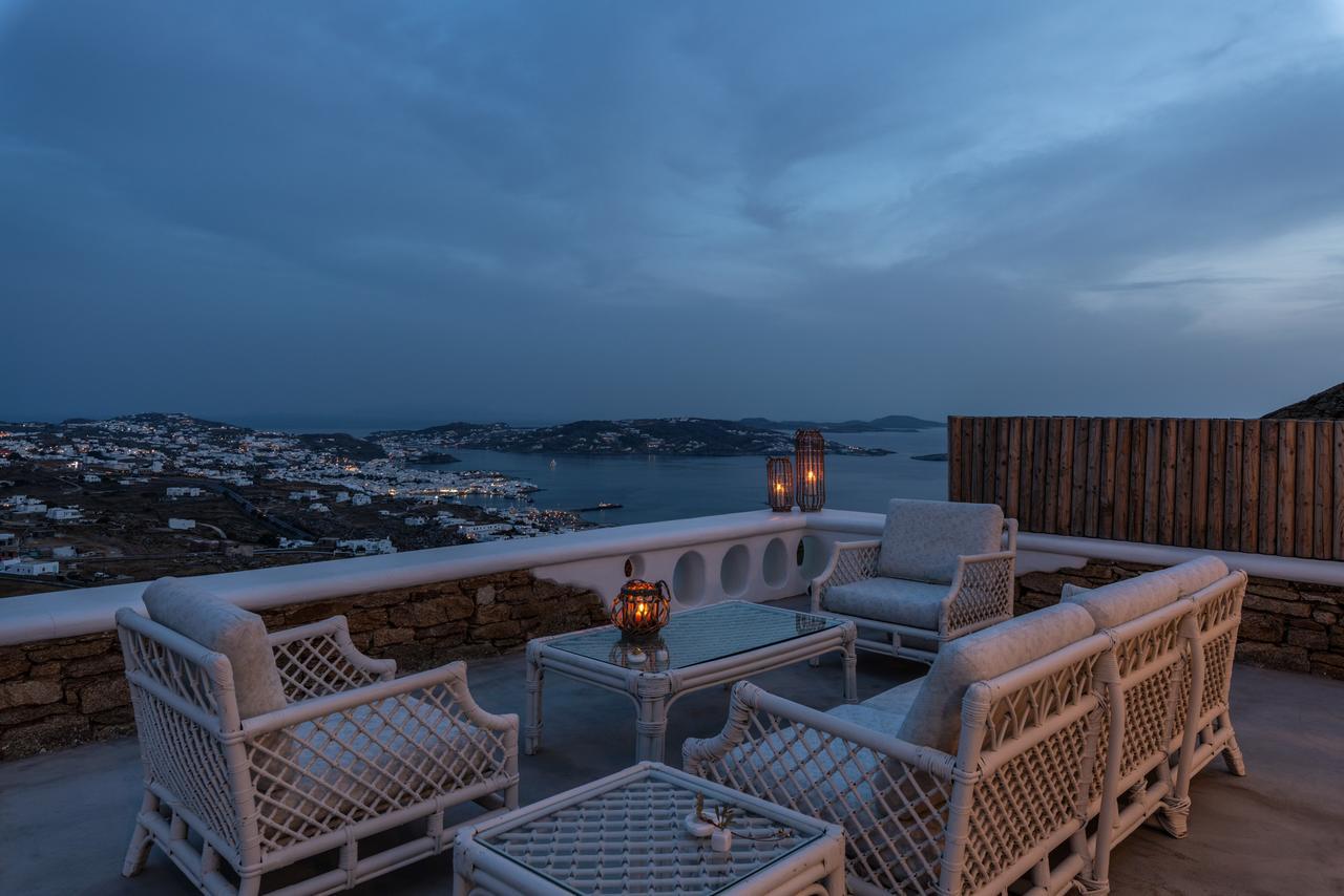Mykonos Divino Tourlos