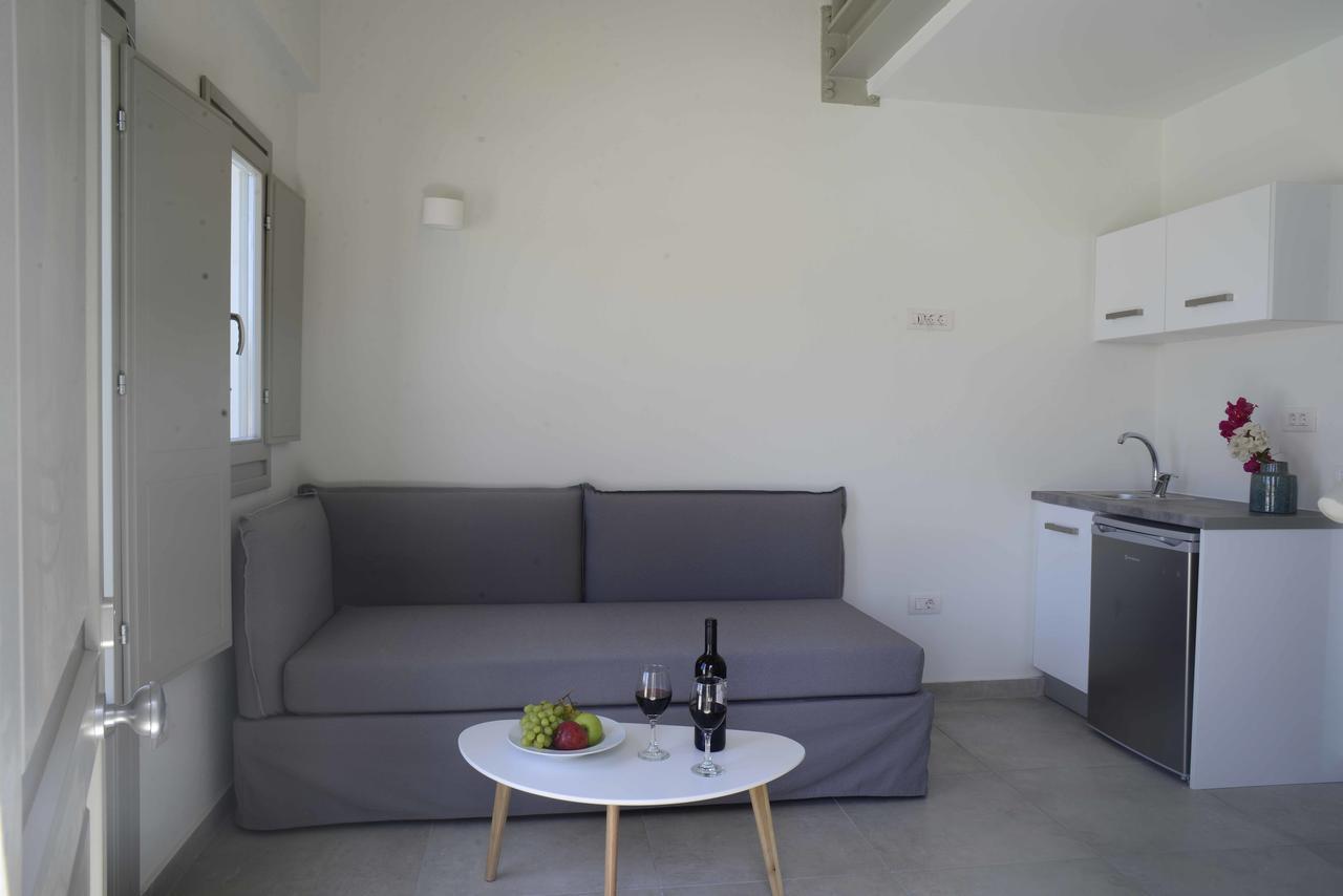 Aplai Dome Apartment Oia (Santorini)