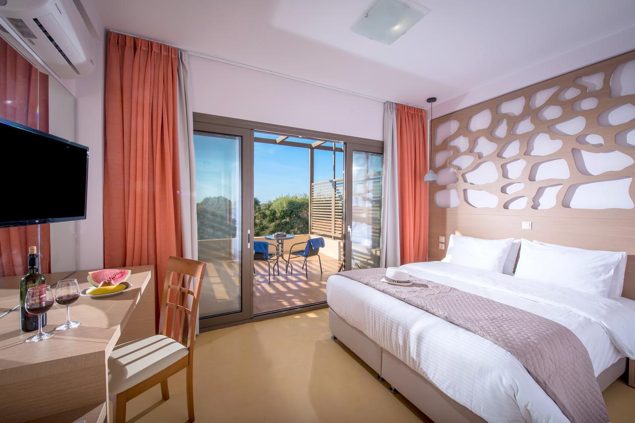 Oasis - Adults Only 2* Anissaras