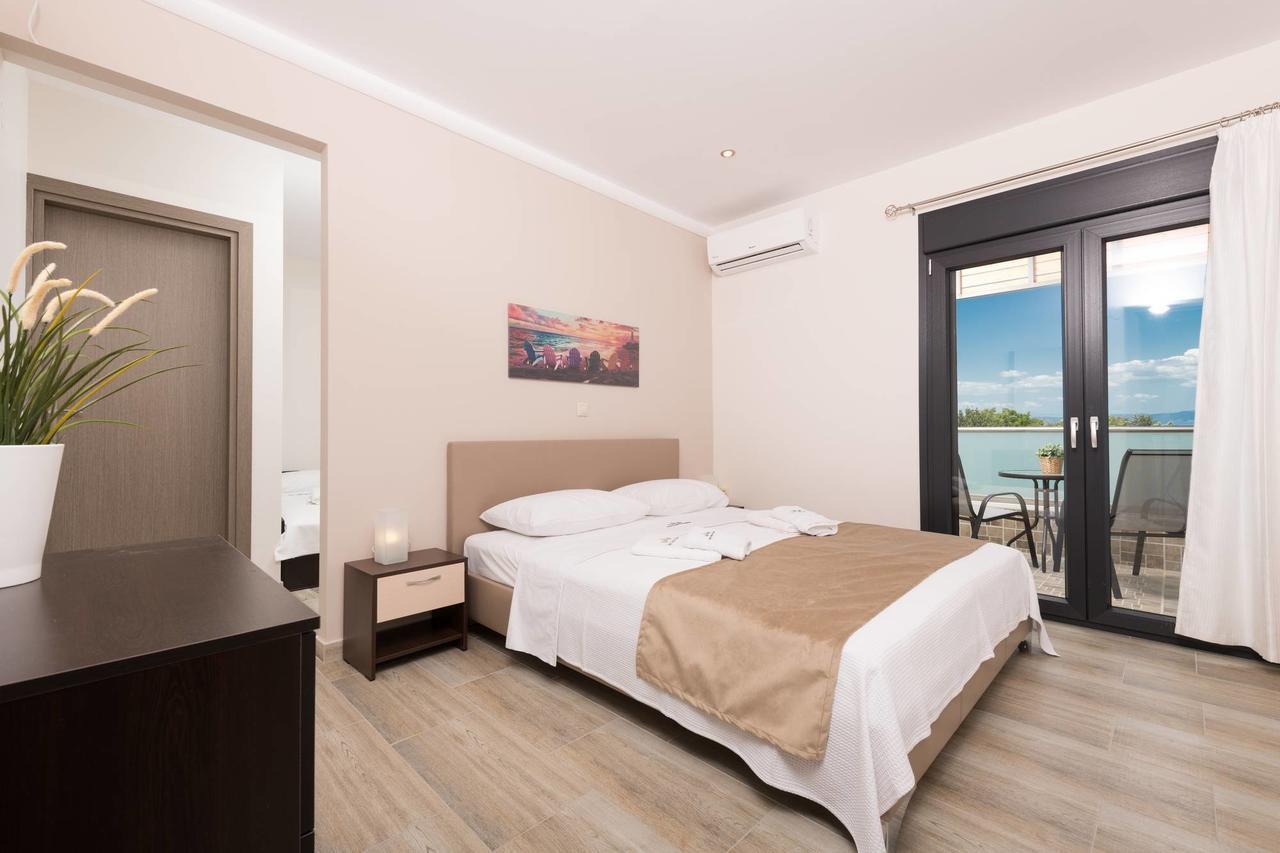 Hotel Ftery *