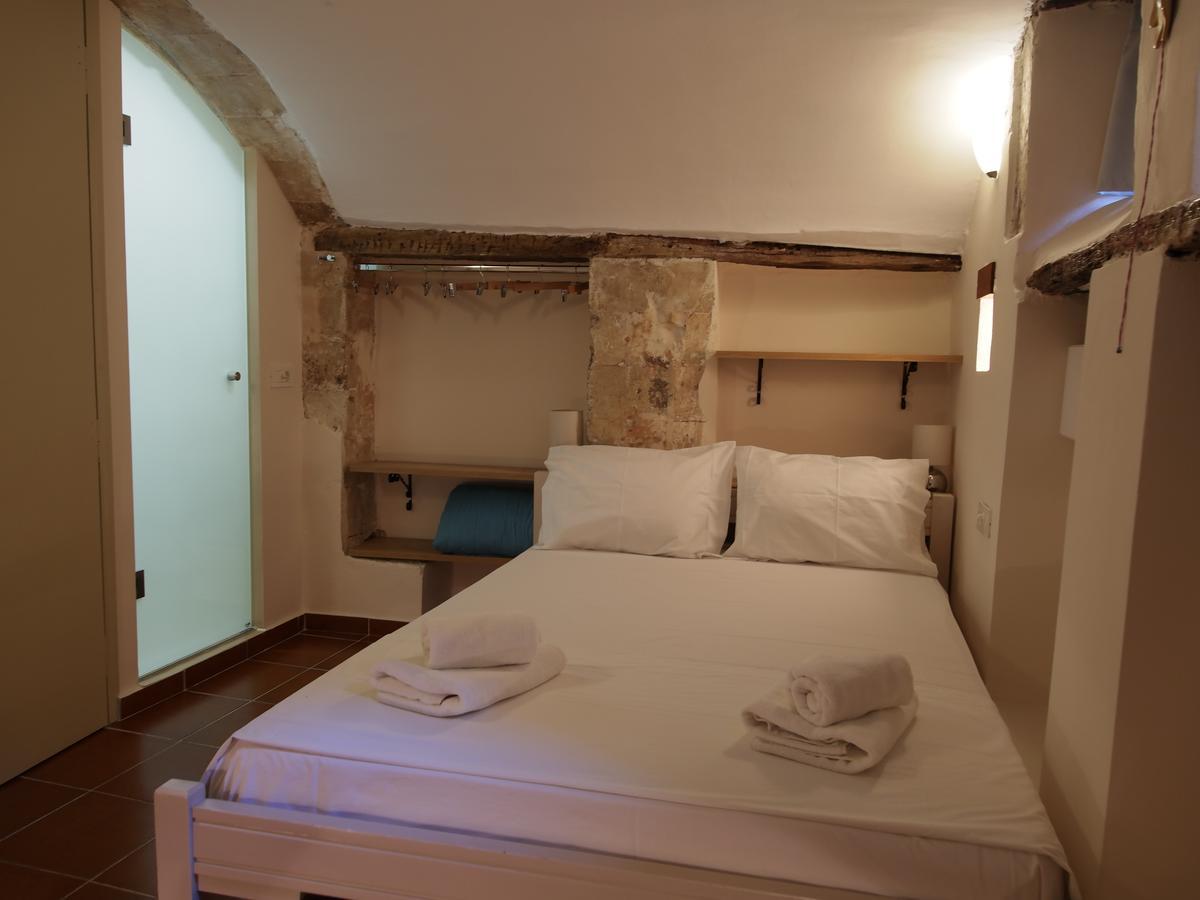 Fivos Guest house *