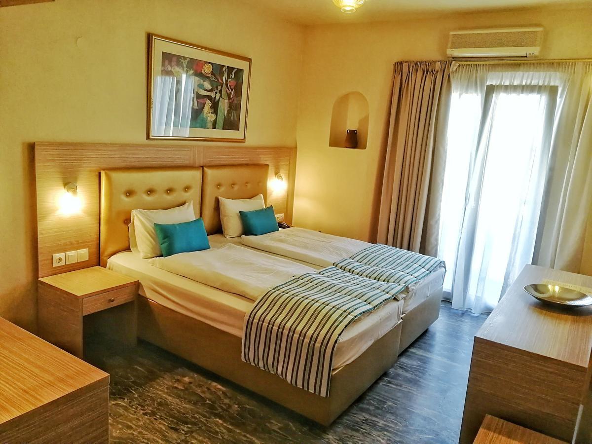 Thalia Deco & Hersonissos (Crete)