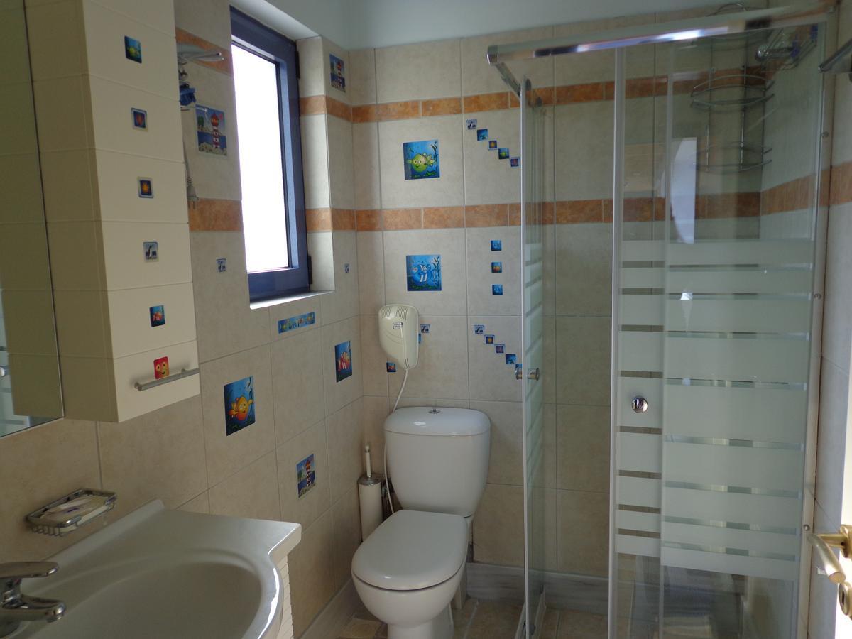 Chromata Beach Hotel *