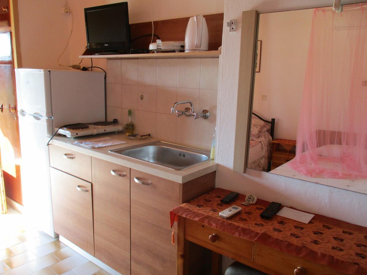 Korina Apartment *