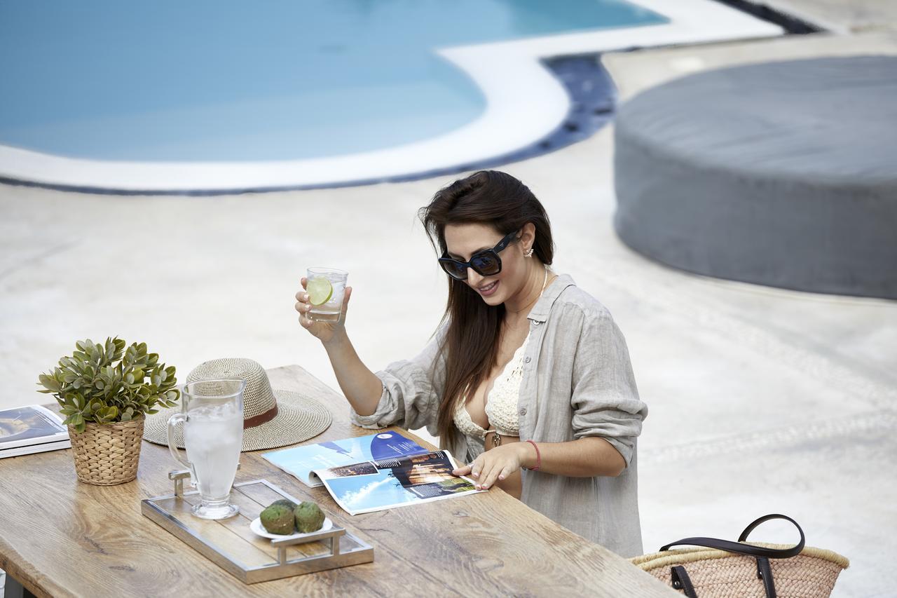 Hideaway Fira (Santorini)