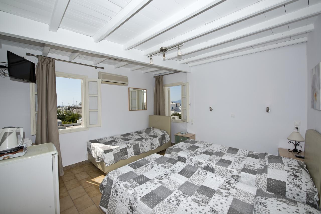 Karboni * Mykonos Town