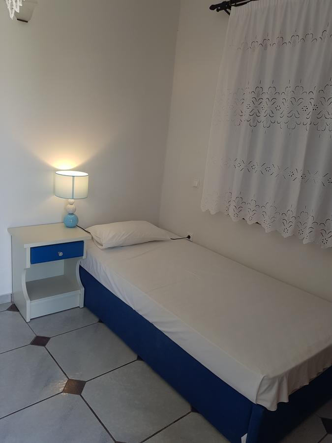 Ragoussis House Apartment Logaras