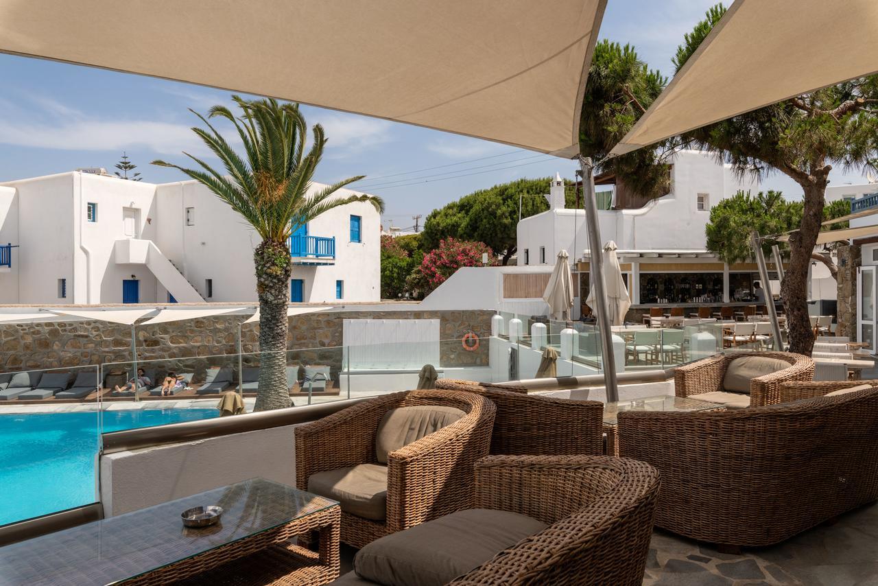 Poseidon Hotel 4*
