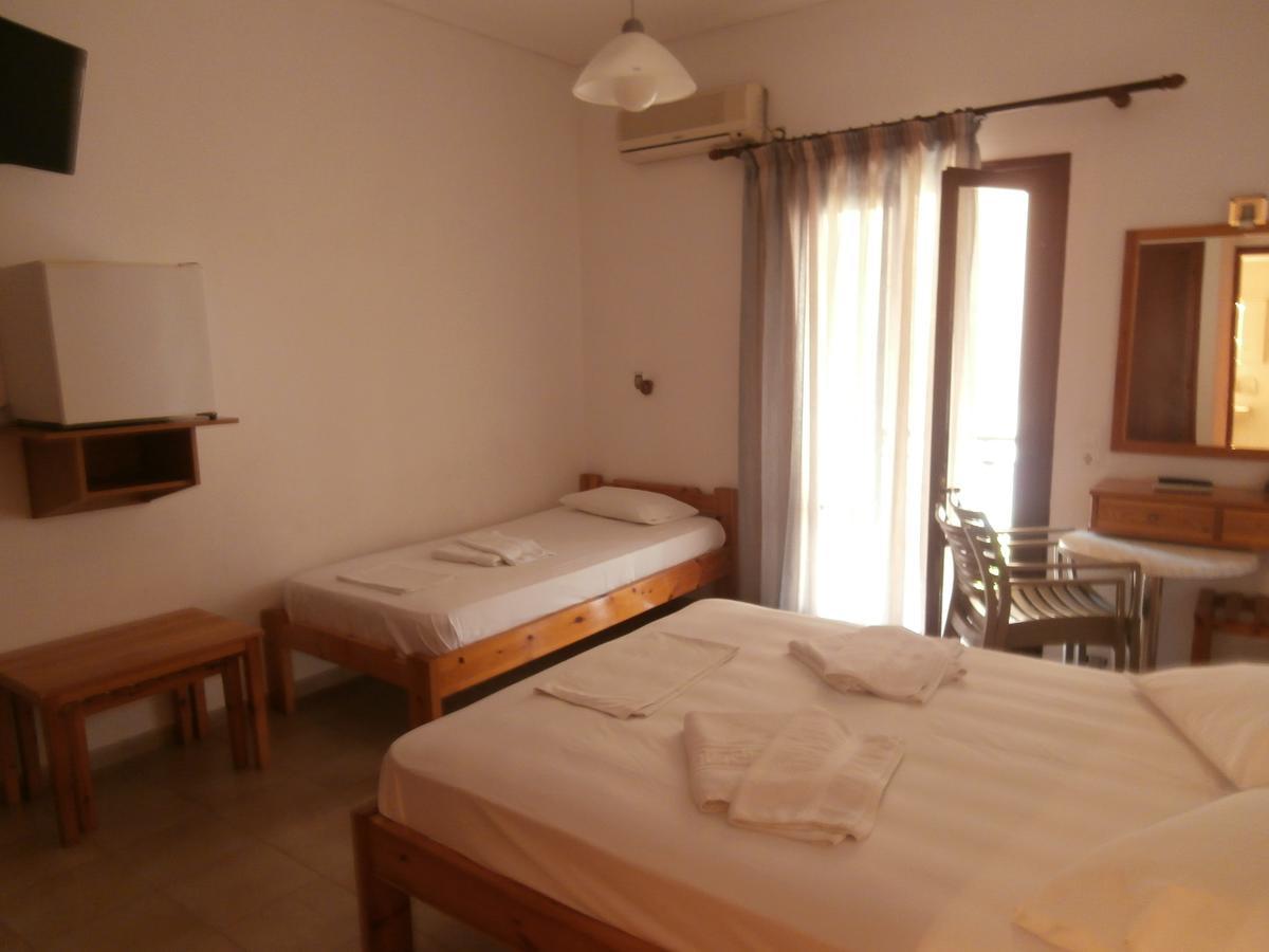 Aris Hotel