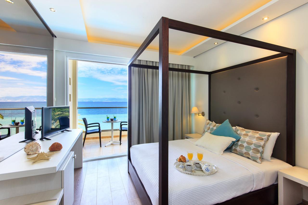 Socrates Plaza Aparthotel
