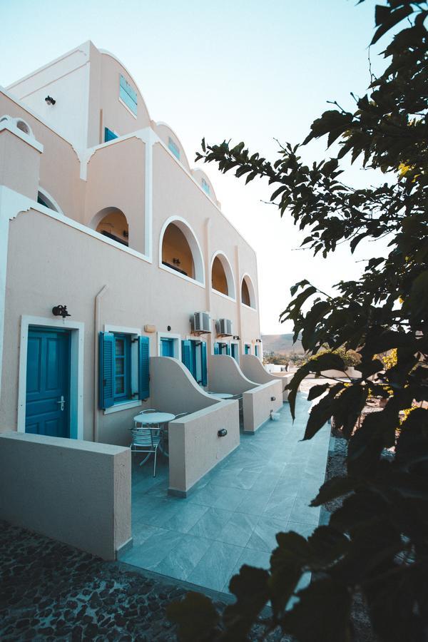 Artemis Village Guest house Karterados (Santorini)