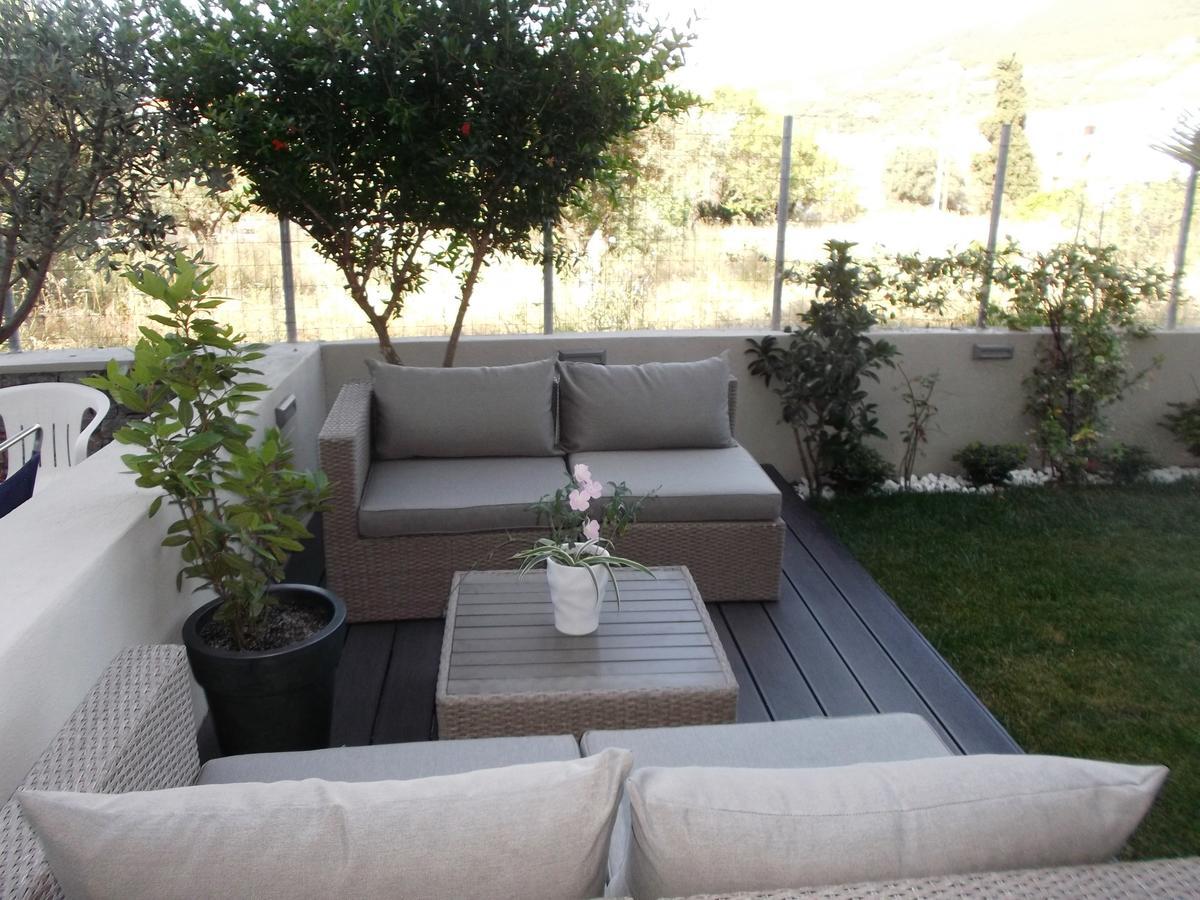 Vanessa House