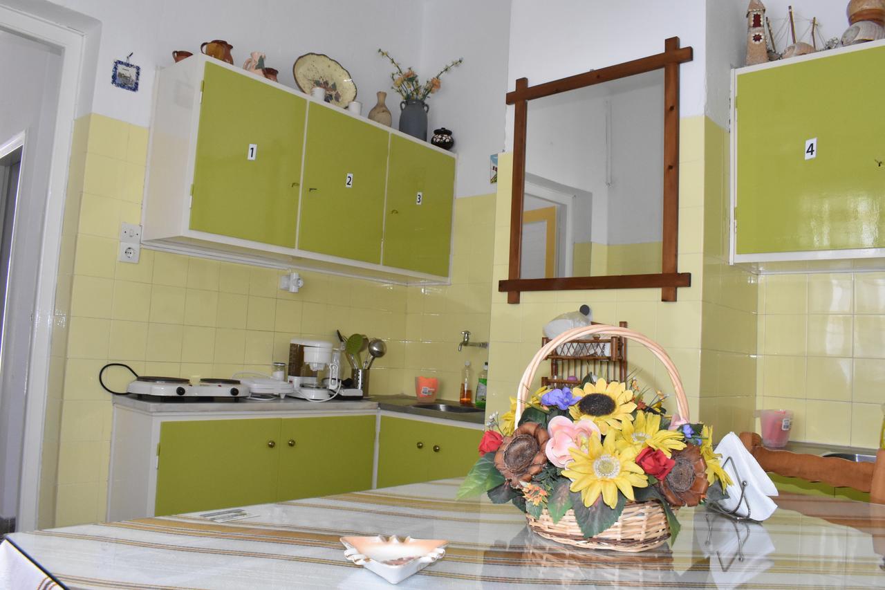 Paradise Garden Paros Apartment *