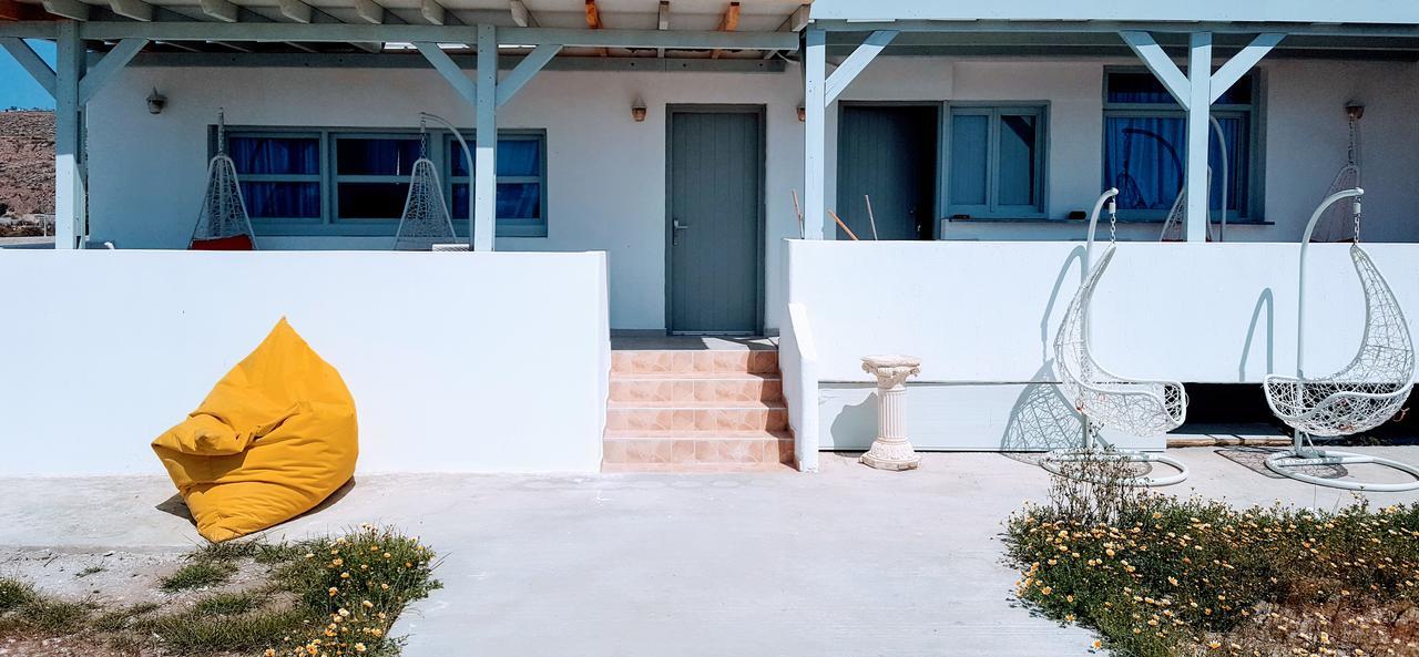 Pleasure Beachside * Perissa (Santorini)