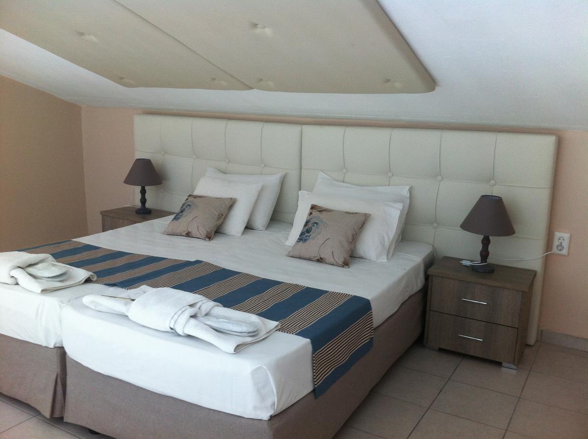 Govino Bay 3*