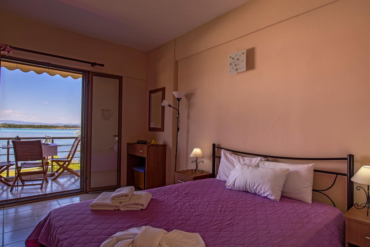 Edra Studios Apartment Vourvourou
