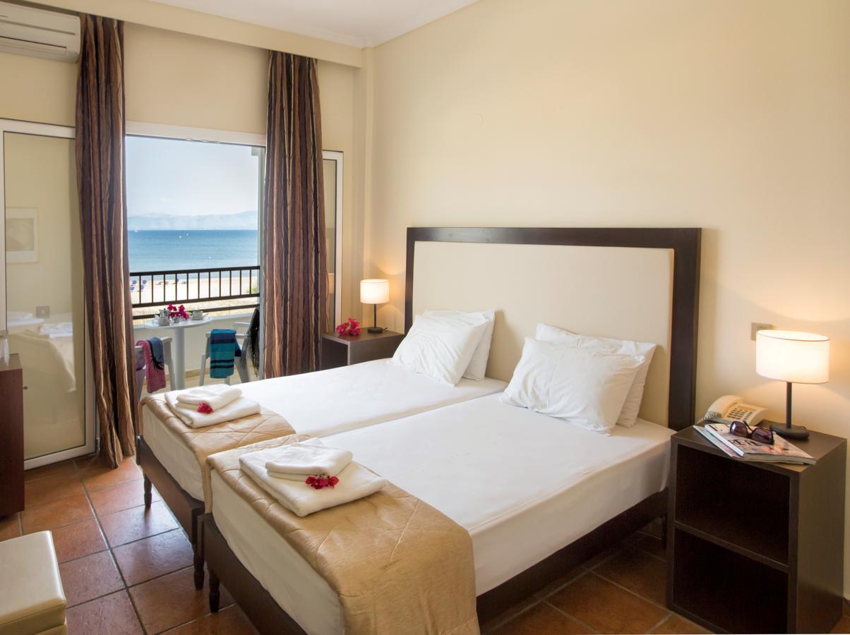 Island Hotel 3*