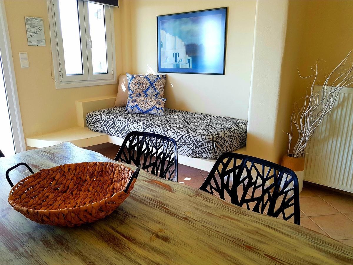 Apartment Drakkar Fira (Santorini)