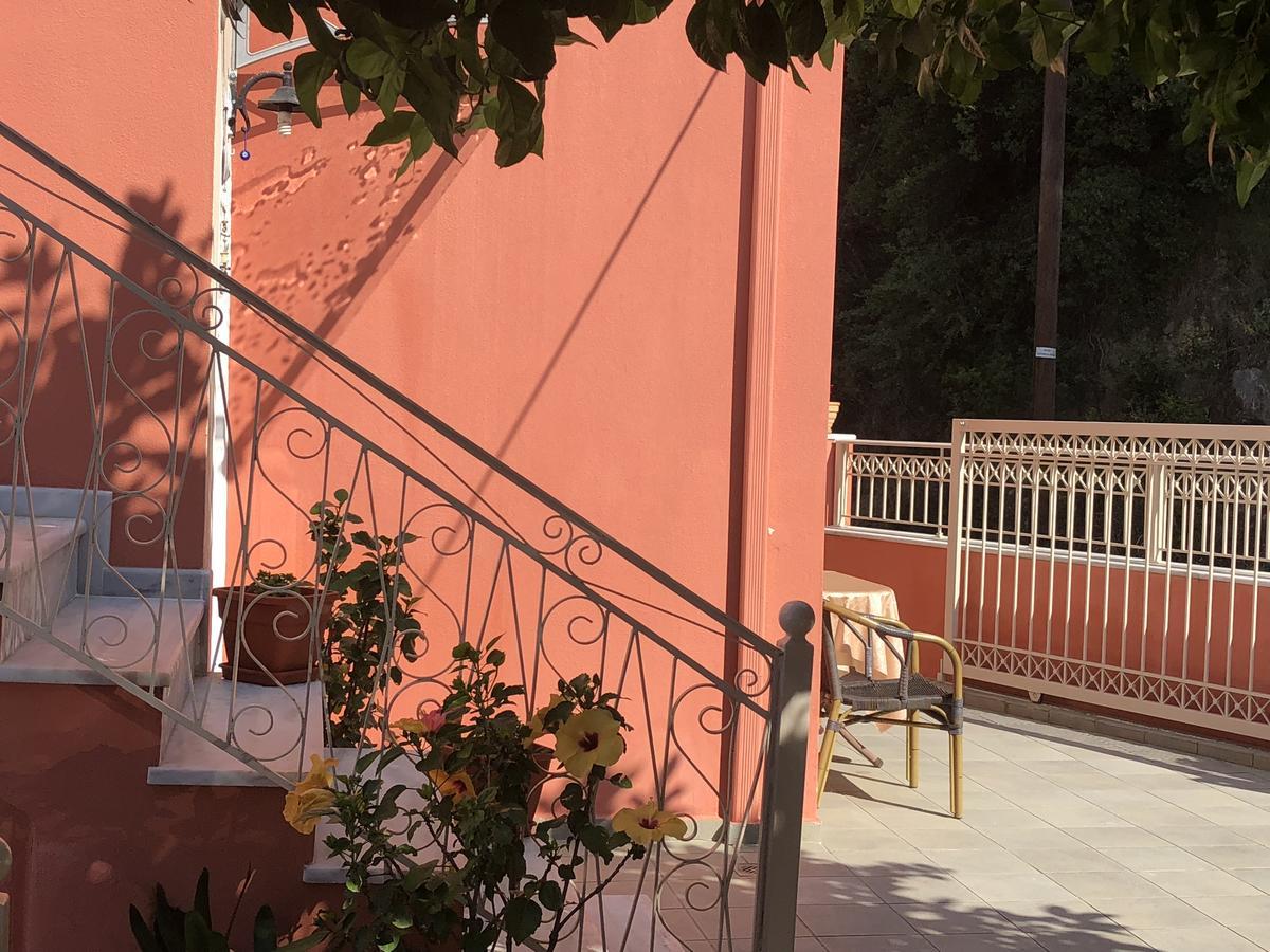 Apartment Spyridonou House *